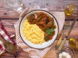 1780060434-avekapeti-ratatouillepolenta.jpg