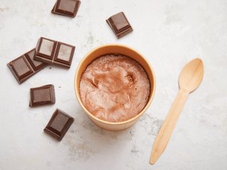 Mousse chocolat et pommes calvados