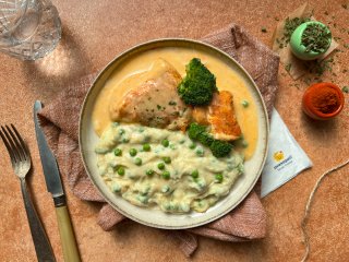 Poisson au four et purée de céleri aux petits pois