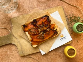 Tarte fine au potiron et aux noix caramélisées