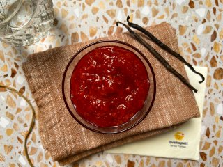 Compote de fruits rouges vanillée