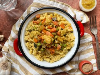 Poêlée d'aubergine et tofu au riz sambar