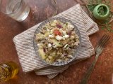 1672423810-avekapeti-salade-de-pommes-de-terre-au-thon-et-a-la-feta-par-le-chef-mishael.jpg
