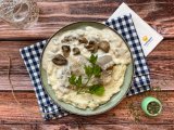 1748853710-avekapeti-filet-de-lieu-aux-champignons-et-puree-de-pommes-de-terre-par-le-chef-mishael.jpg