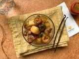 1748853718-avekapeti-salade-de-poires-dattes-et-cannelle-par-le-chef-mishael.jpg