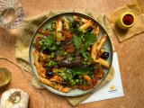 1751642914-avekapeti-pennes-arrabbiata-aux-petits-pois-par-le-chef-mishael.jpg