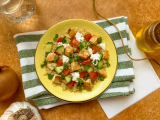 1754480006-avekapeti-saladegrecquepoulet.jpeg