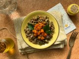 1758811178-avekapeti-1730115301avekapetisaladedelentillesetcarottesausesamenoirparlechefmishael.jpg