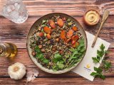 1785834616-avekapeti-salade.jpg