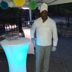 Chef Tikom