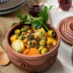 Tajine aux légumes et au citron confit
