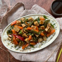 Légumes sautés ail basilic