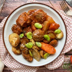 Navarin d'agneau printanier et grenailles persillées