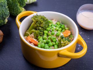 Poêlée d'artichaut et légumes verts au chèvre