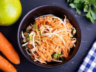 Salade de carottes aux cacahuètes