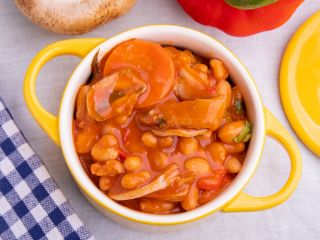 Sauté de veau marengo aux haricots