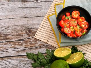 Salade de tomates à l'indienne