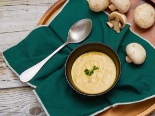 Velouté lardons champignons