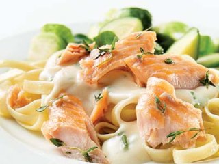 Linguines au saumon et à l'aneth