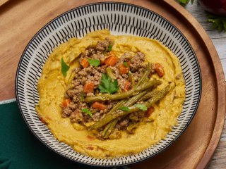 Fricassée de bœuf haché aux pois cassés