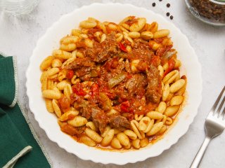 Gnocchettis au bœuf et aux poivrons