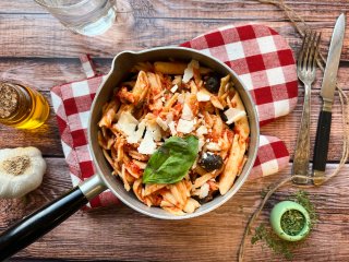 Rigatoni all 'arrabbiata