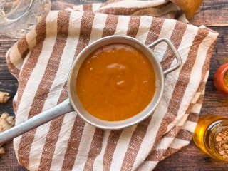 Velouté de tomate au gingembre