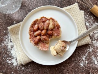 Flan vanille aux pralines de cacahuètes