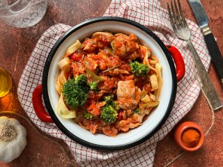 Poulet basquaise aux tagliatelles