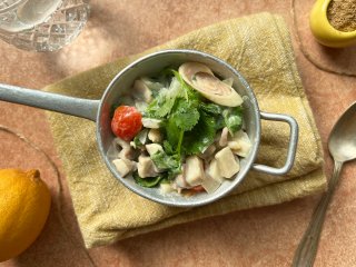 Soupe poulet coco à la thaïlandaise