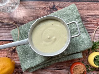 Velouté de courgette au romarin
