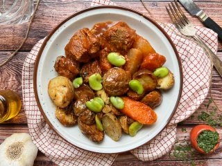 Navarin d'agneau et pommes de terre persillées