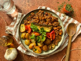 Sauté de bœuf aux fèves et aux haricots rouges