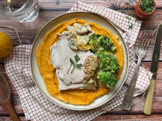 Poulet moelleux et mousseline de carottes à l'orange