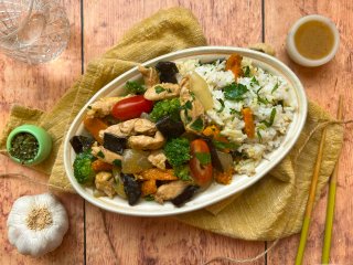 Poulet sauté aux champignons noirs