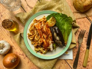 Grande salade poulet aubergines
