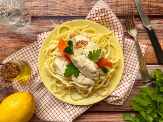 Poulet et linguines en crème de parmesan