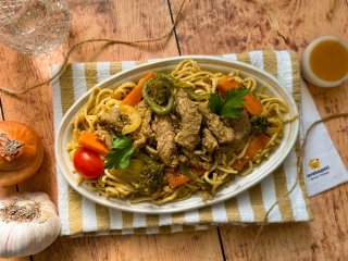 Noodles sautées au bœuf