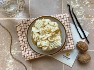 Entremets aux pommes et aux noix