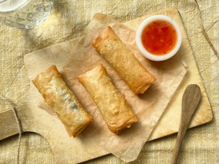 Feuilletés roulés au poulet et aux épinards