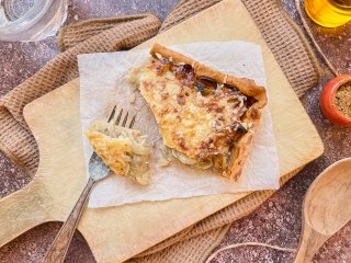 Tarte au chèvre et courgettes au romarin