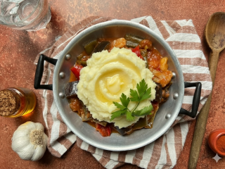 Mijotée de légumes façon bourguignon et purée de pommes de terre