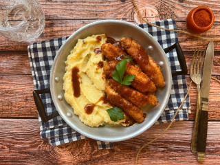 Chicken tenders et purée de pommes de terre sauce barbecue