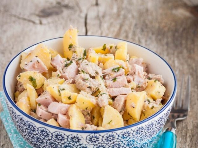 Salade de pommes de terre au thon