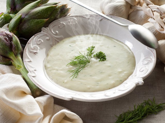 Velouté d'artichaut à la sarriette
