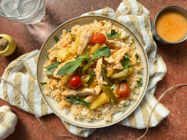 Poulet ananas au curry rouge