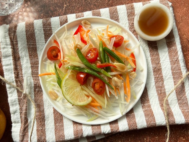 Salade de papaye verte à la thaïlandaise