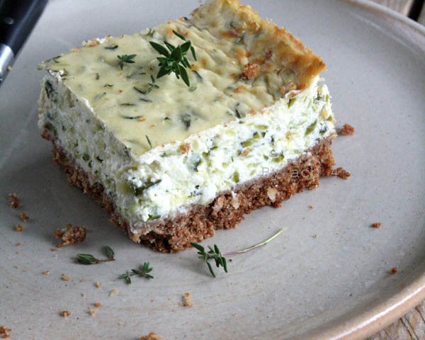 Chesecake de courgette et sucrine snakée